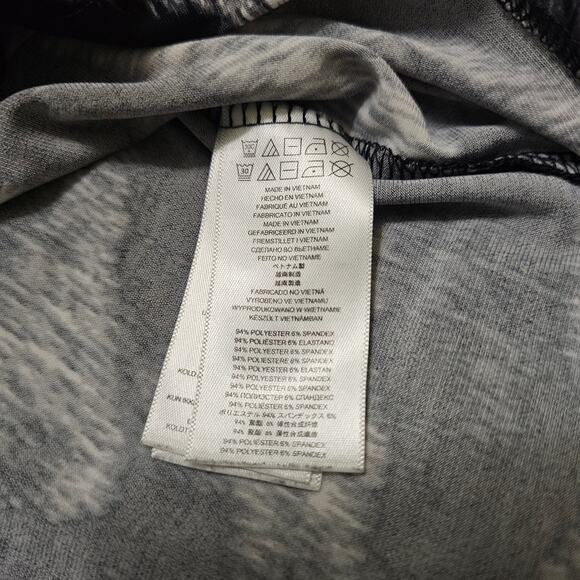 Micheal Kors Size L Black White 3/4 sleeve shirt Wide Sleeves - Picture 6 of 6